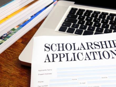 Online Scholarship Database